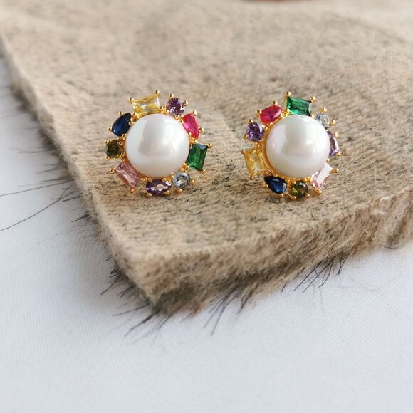Kate Spade Multicolor Pearl Stud Earrings - Picture 3 of 4